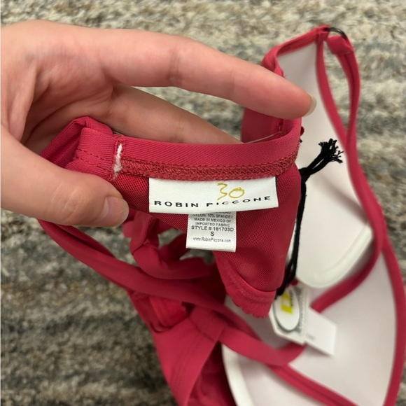 Robin Piccone Ava Pink Punch Bikini Top Sz Small NWT | Robin Piccone Bikini Top - Picture 7 of 14